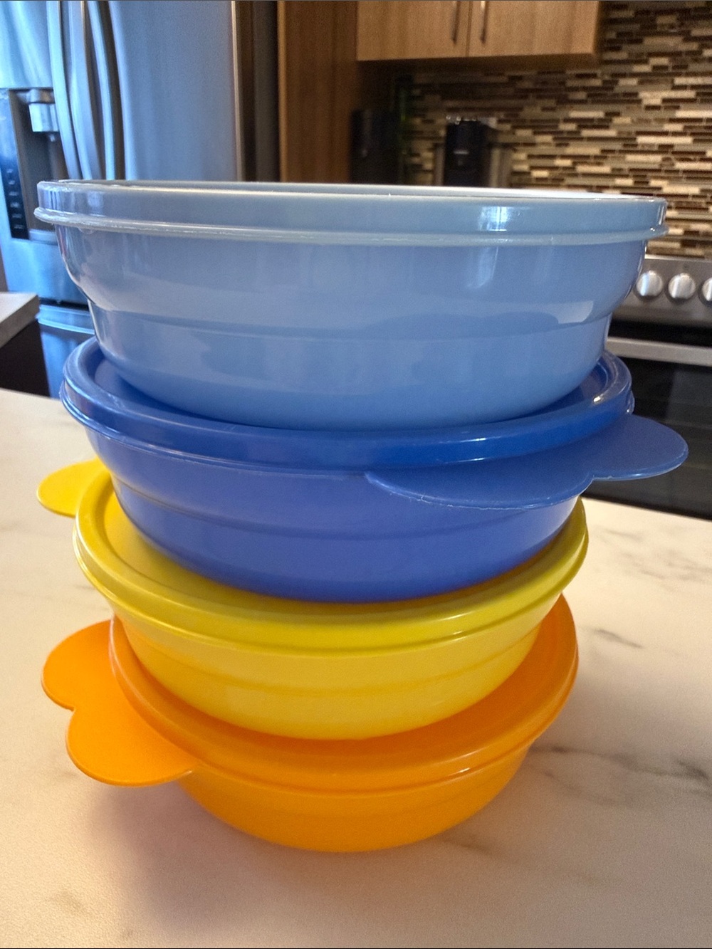 Tupperware Microwave Reheatable cereal bowls
